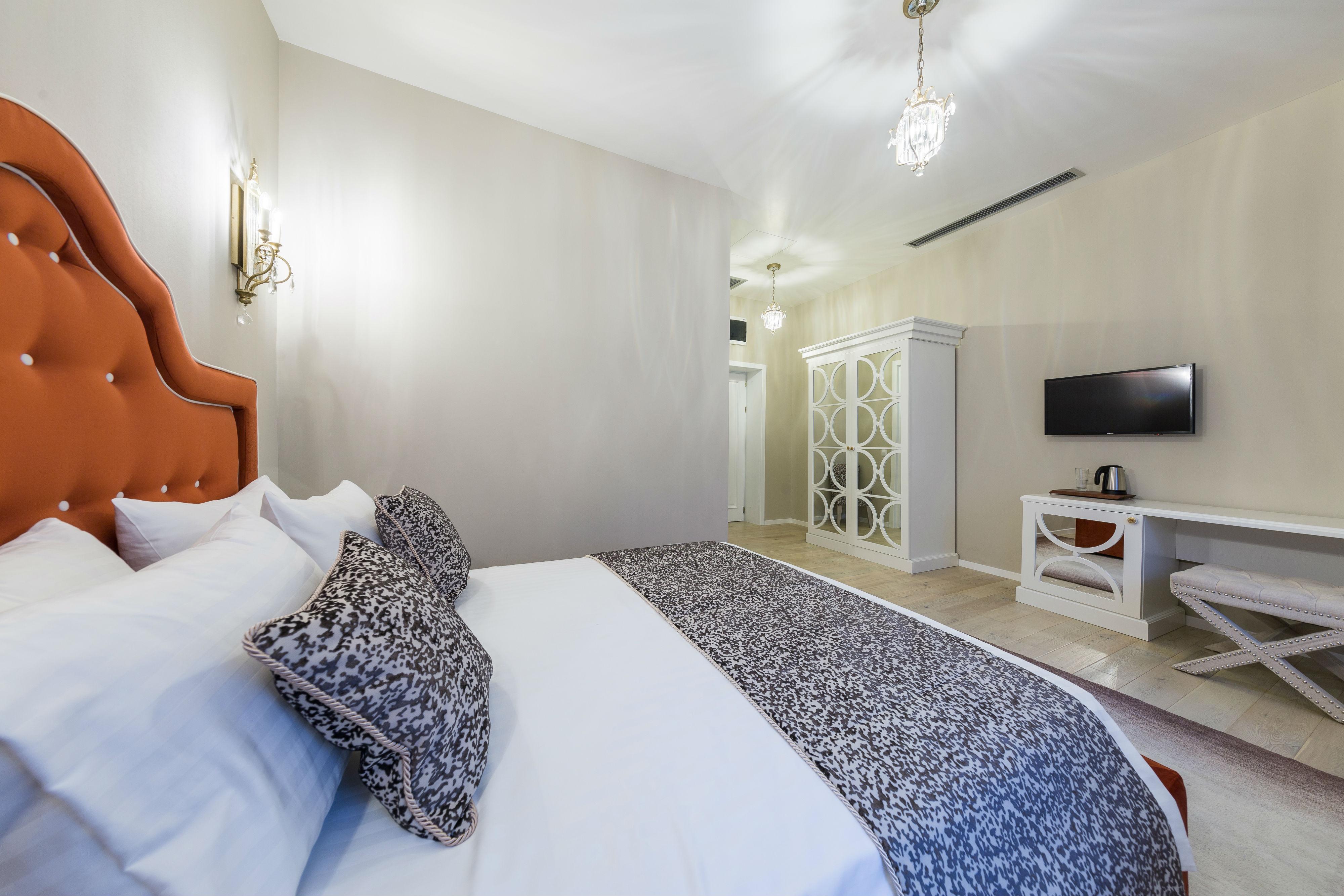 The Mansion Boutique (adults Only) Hotel Bucharest
